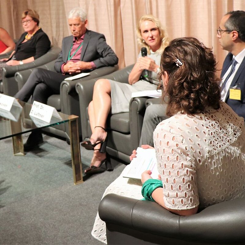 Bild der Frauenselbsthilfe Krebs