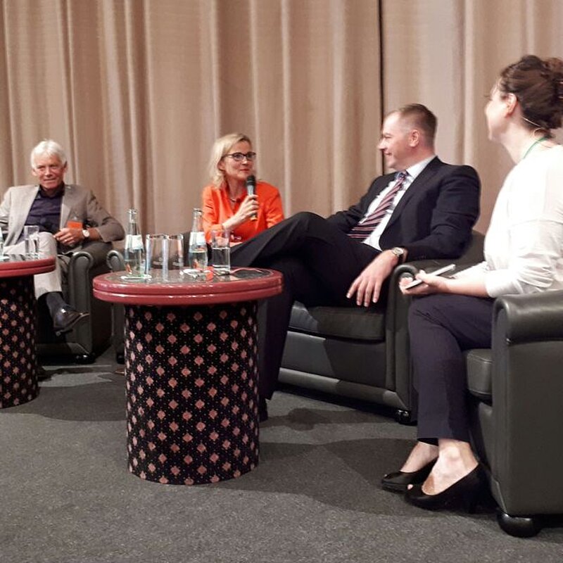 Bild der Frauenselbsthilfe Krebs