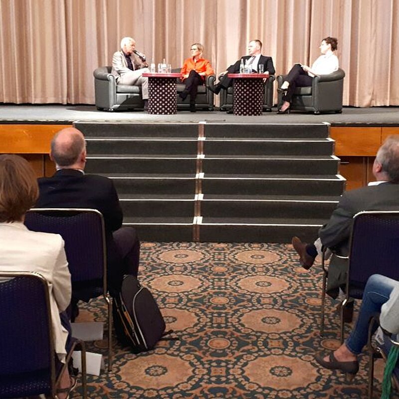 Bild der Frauenselbsthilfe Krebs